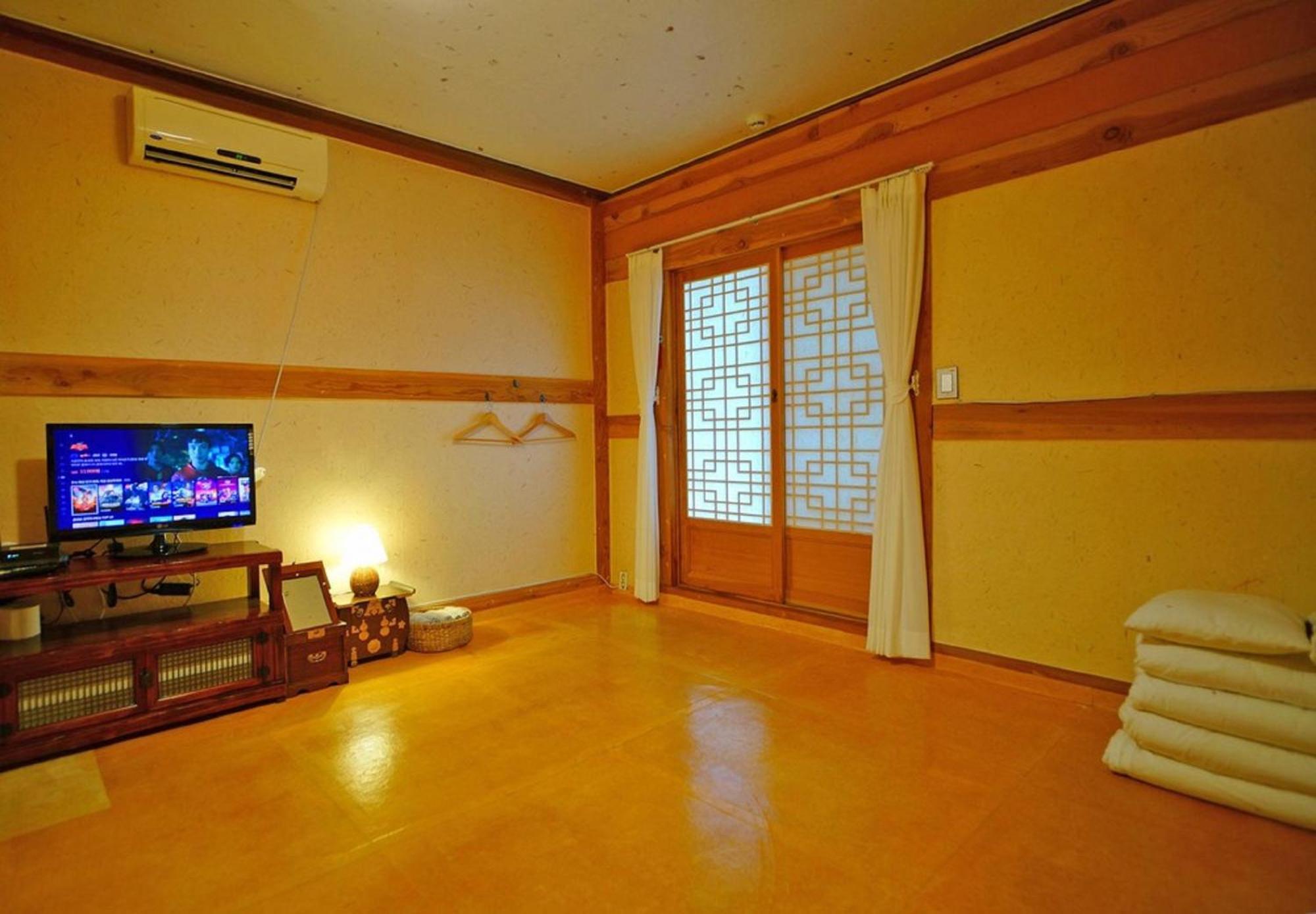 Hanok Gotaek Goeul Jeonju Eksteriør bilde